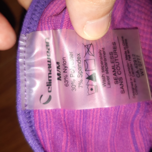 (M)🔥Bundle🔥 of 2 Tank Tops 1 Adidas 1 Climawear Active Tank Top - Picture 7 of 13